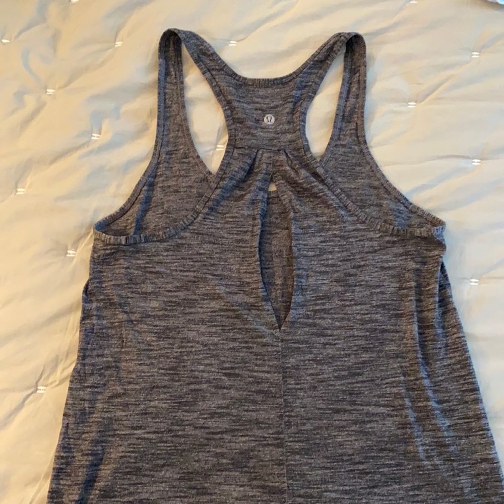 Lululemon tank